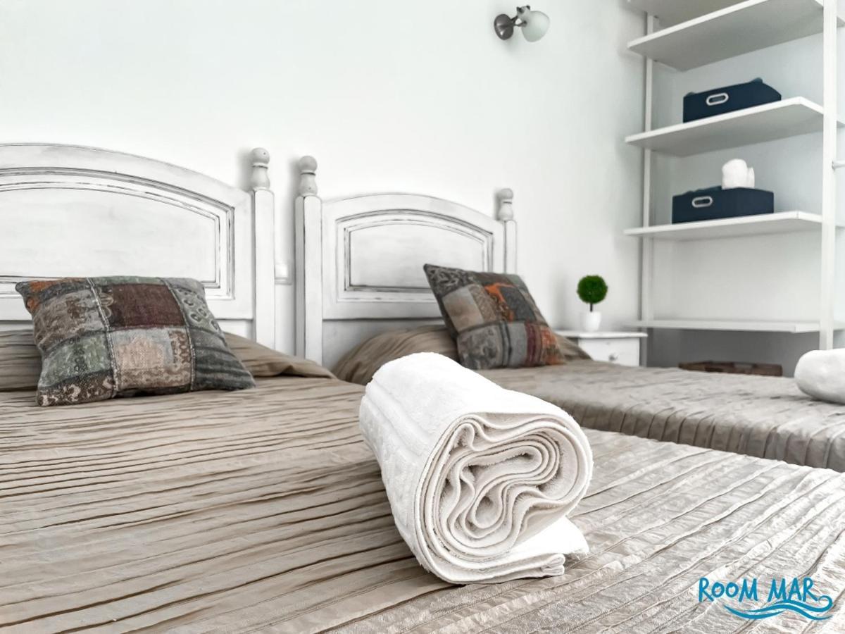 Room Mar Wifi Free , Private Bathroom And Terrace คอร์ราเลโฮ ภายนอก รูปภาพ